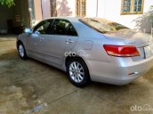 Bán ô tô Toyota Camry năm 2009, màu bạc, xe nhập còn mới giá cạnh tranh