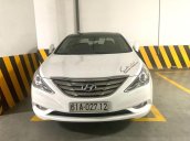 Bán Hyundai Sonata đời 2011, màu trắng, nhập khẩu còn mới  