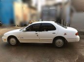 Bán Nissan Altima sản xuất 1994, màu trắng, nhập khẩu