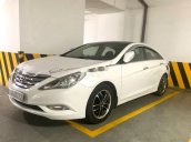 Bán Hyundai Sonata đời 2011, màu trắng, nhập khẩu còn mới  