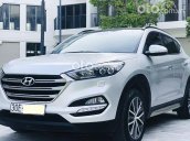 Cần bán gấp Hyundai Tucson 2.0 ATH sản xuất 2016, màu bạc, xe nhập  