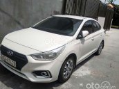 Cần bán gấp Hyundai Accent đời 2019, màu trắng đã đi 5.500km, giá 350tr