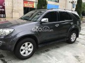 Cần bán lại xe Toyota Fortuner 2.7V 4x4 AT đời 2010, màu xám, giá tốt