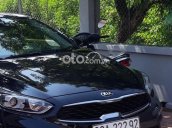 Bán Kia Cerato 1.6 MT năm sản xuất 2019, màu đen còn mới