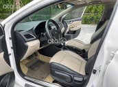 Bán xe Hyundai Accent ATH sản xuất năm 2019, màu trắng