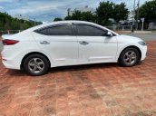 Bán xe Hyundai Elantra sản xuất năm 2017, màu trắng