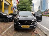 Bán xe Hyundai Tucson sản xuất 2020 xe gia đình, giá tốt