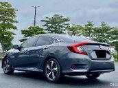 Cần bán Honda Civic 1.5 Turbo đăng ký 2017 chính chủ, giá chỉ 672tr