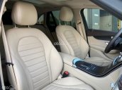 Bán xe Mercedes-Benz GLC 300 AMG đời 2020 nhập khẩu nguyên chiếc, bán nhanh cho các bác