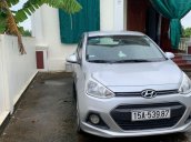 Xe Hyundai Grand i10 đời 2015, màu bạc, nhập khẩu nguyên chiếc còn mới