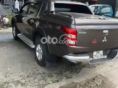 Cần bán xe Mitsubishi Triton 4x2 MT đời 2019, màu đen