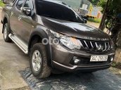 Cần bán xe Mitsubishi Triton 4x2 MT đời 2019, màu đen