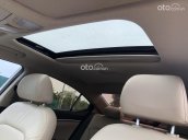 Bán ô tô Hyundai Elantra năm sản xuất 2019, đi 3.2 vạn km, giá tốt