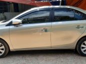 Bán xe Toyota Vios 2015, màu bạc số sàn giá cạnh tranh