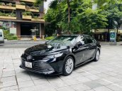 Bán Toyota Camry 2.5Q sản xuất 2021, màu đen, nhập khẩu số tự động