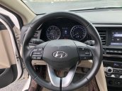 Xe Hyundai Elantra 1.6AT sản xuất năm 2019 còn mới