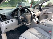 Cần bán gấp Toyota Venza sản xuất 2009, nhập khẩu nguyên chiếc còn mới