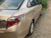 Bán xe Toyota Vios 2015, màu bạc số sàn giá cạnh tranh