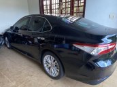 Bán ô tô Toyota Camry Q đời 2020, màu đen, nhập khẩu như mới