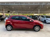 Cần bán Mazda 2 sản xuất năm 2014, màu đỏ số tự động, 348 triệu