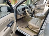 Bán ô tô Toyota Fortuner 2012, màu bạc  