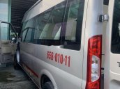 Cần bán gấp Ford Transit đời 2016, màu bạc, nhập khẩu 