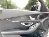 Bán Mercedes C200 đời 2017, màu trắng còn mới