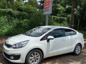 Bán Kia Rio sản xuất 2015, màu trắng, nhập khẩu nguyên chiếc xe gia đình, 355tr