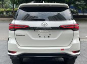 Xe lướt cực chất Toyota Fortuner Legender 2.4AT 2020