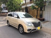 Cần bán lại xe Toyota Innova E năm 2015 còn mới, 376 triệu