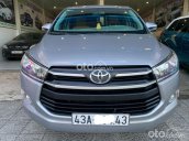 Bán Toyota Innova sản xuất năm 2019, màu bạc xe gia đình, giá chỉ 585 triệu