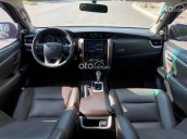 Bán Toyota Fortuner 2.7V 4x2 AT sản xuất 2019, màu đen, nhập khẩu