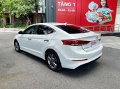 Bán Hyundai Elantra sản xuất 2018, màu trắng giá cạnh tranh