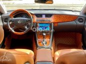 Cần bán lại xe Mercedes CLS550 năm sản xuất 2005, màu trắng, xe nhập