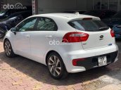 Cần bán gấp Kia Rio sản xuất năm 2015, màu trắng, nhập khẩu nguyên chiếc