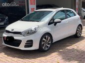 Cần bán gấp Kia Rio sản xuất năm 2015, màu trắng, nhập khẩu nguyên chiếc