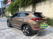 Bán ô tô Hyundai Tucson sản xuất năm 2018, màu nâu còn mới  