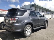 Cần bán lại xe Toyota Fortuner đời 2012, màu xám còn mới