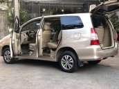 Cần bán Toyota Innova 2.0E đời 2016 số sàn, 398tr