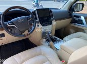 Cần bán Toyota Land Cruiser VX.S 5.7 V8 năm 2016, màu trắng, nhập khẩu