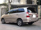 Cần bán Toyota Innova 2.0E đời 2016 số sàn, 398tr