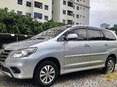 Cần bán Toyota Innova E đời 2015, màu bạc, 410 triệu