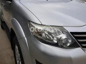 Cần bán Toyota Fortuner 2.7V năm 2012, màu bạc