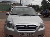 Xe Daewoo Gentra năm 2009, màu bạc còn mới