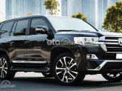 Bán Toyota Land Cruiser VX.E 5.7 V8 sản xuất 2016, màu đen, nhập khẩu nguyên chiếc xe gia đình