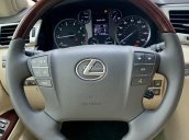 Cần bán xe Lexus LX 570 năm sản xuất 2013