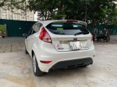 Bán Ford Fiesta đời 2016, màu trắng, giá 365tr