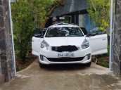 Cần bán gấp Kia Rondo sản xuất 2016, màu trắng