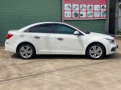 Cần bán lại xe Chevrolet Cruze LTZ sản xuất năm 2017, màu trắng số tự động