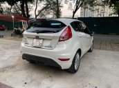 Bán Ford Fiesta đời 2016, màu trắng, giá 365tr